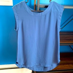 Loose Fitting Flowy top